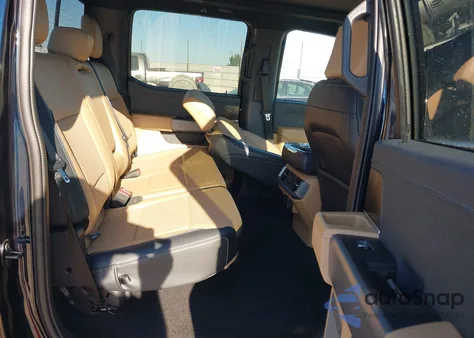 2022 Ford F-150 Lariat z USA, uszkodzony, nr VIN 1FTFW1E89NKF10579